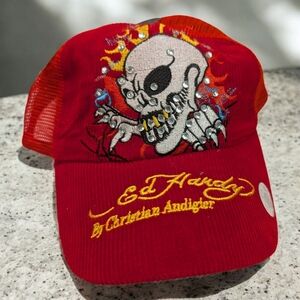 Ed Hardy Trucker Hat Skull Cap Snapback Adjustable Red Corduroy  Mesh-NEW